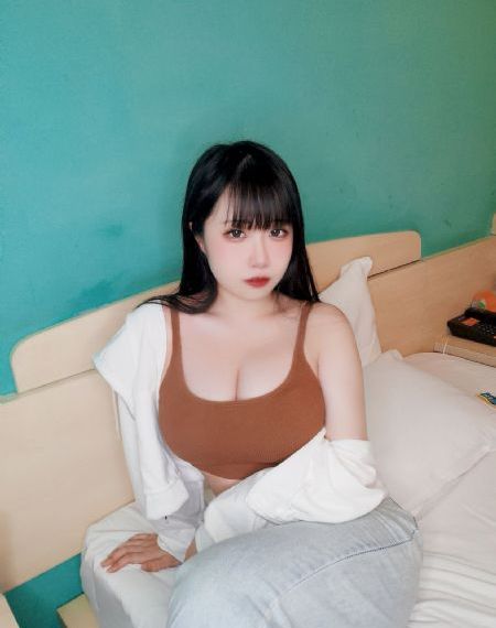 裙子下面有怪兽_高清高清在线