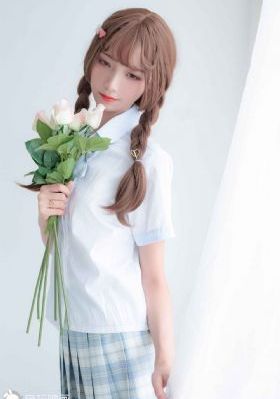 《漂亮的女邻居》电影完整版_720电影全集观看