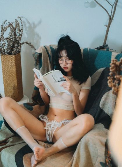 隔窗恋爱_免费超清在线观看
