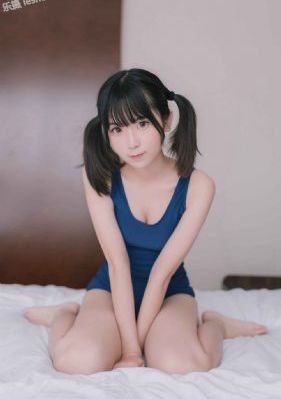 年轻漂亮的保姆6_在线播放高清
