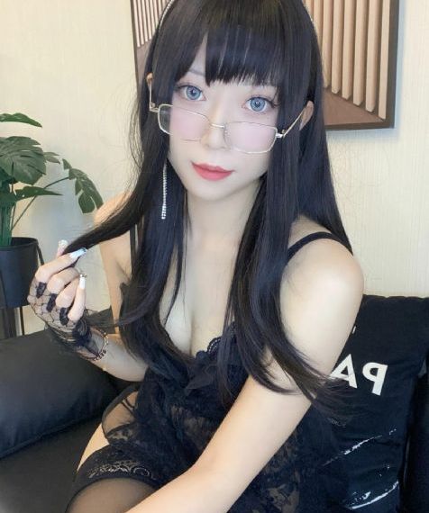 电梯门梅开二度电梯门外国_1080P超清在线观看