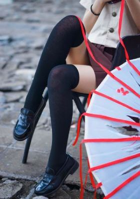 舌头钻到花缝裂缝h_视频大全成人直接看